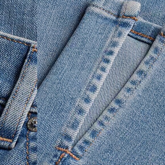 Express Mid Rise Light Wash Skyscaper Jeans - Picture 6 of 9